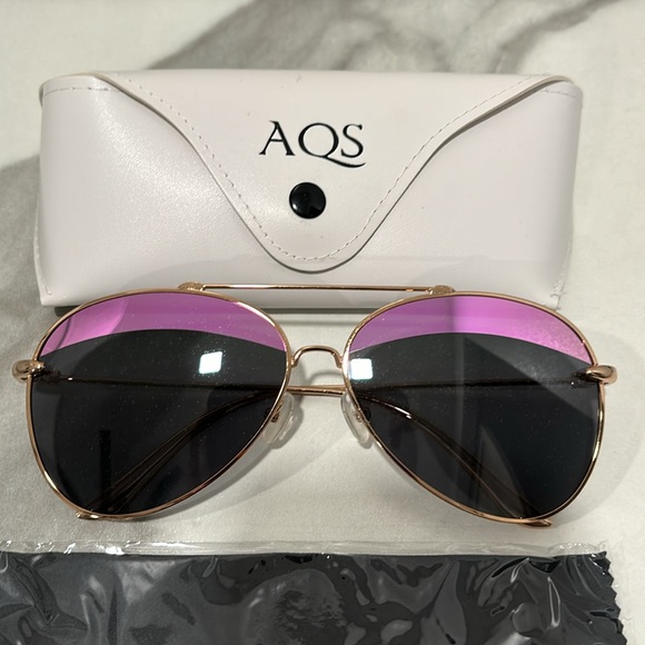 NWT AQS Sunglasses - Picture 2 of 3